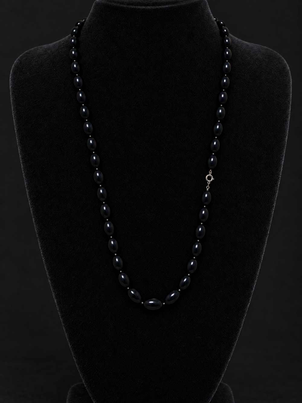 βοΈ CLICK to see Black Oval Bead Necklace | Classic Strand | Silver-Tone Clasp π